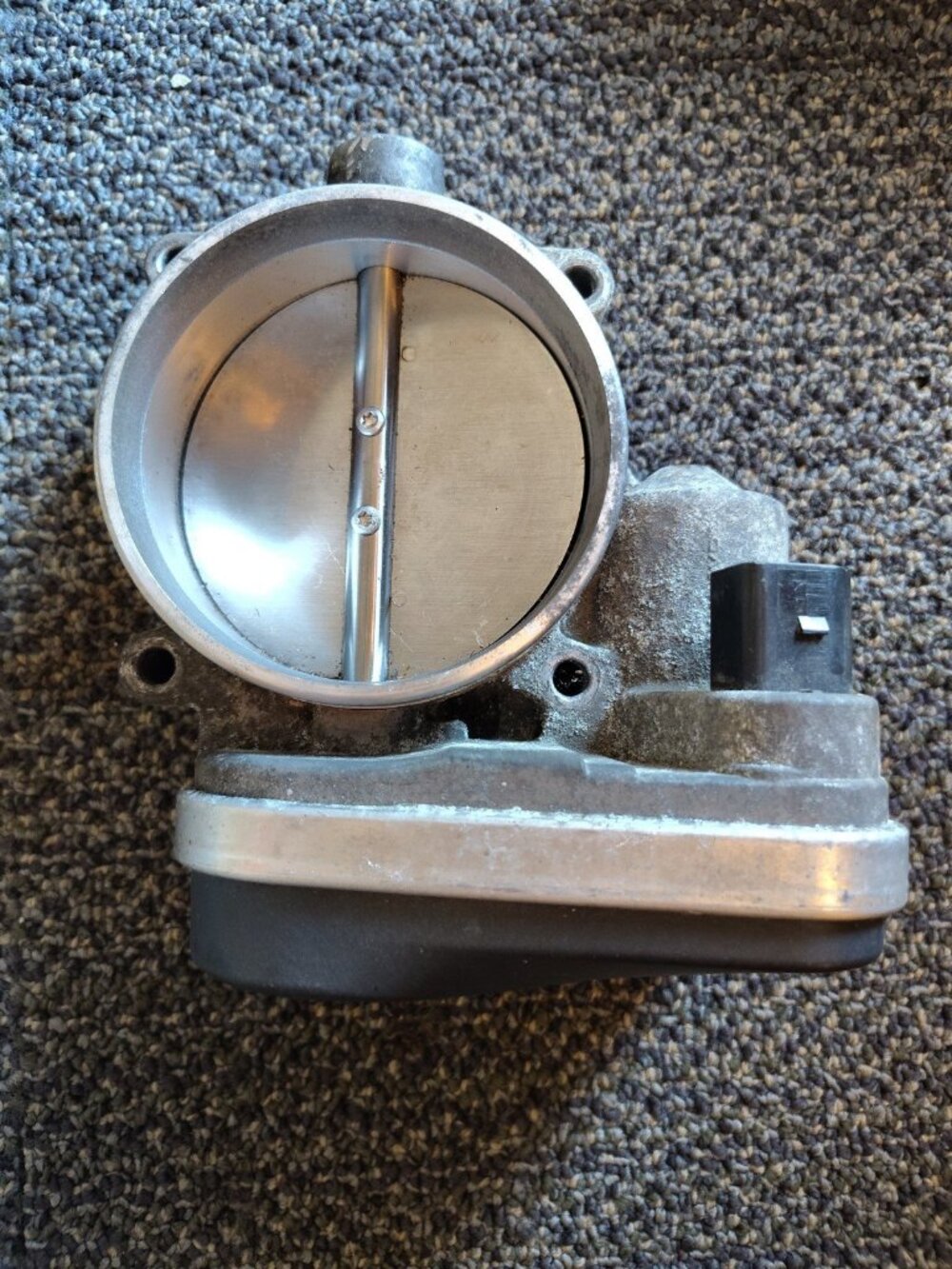 OEM 2007 BMW X5 4.8L Throttle Body Valve Assembly 95K 13547535308 - Picture 1 of 6